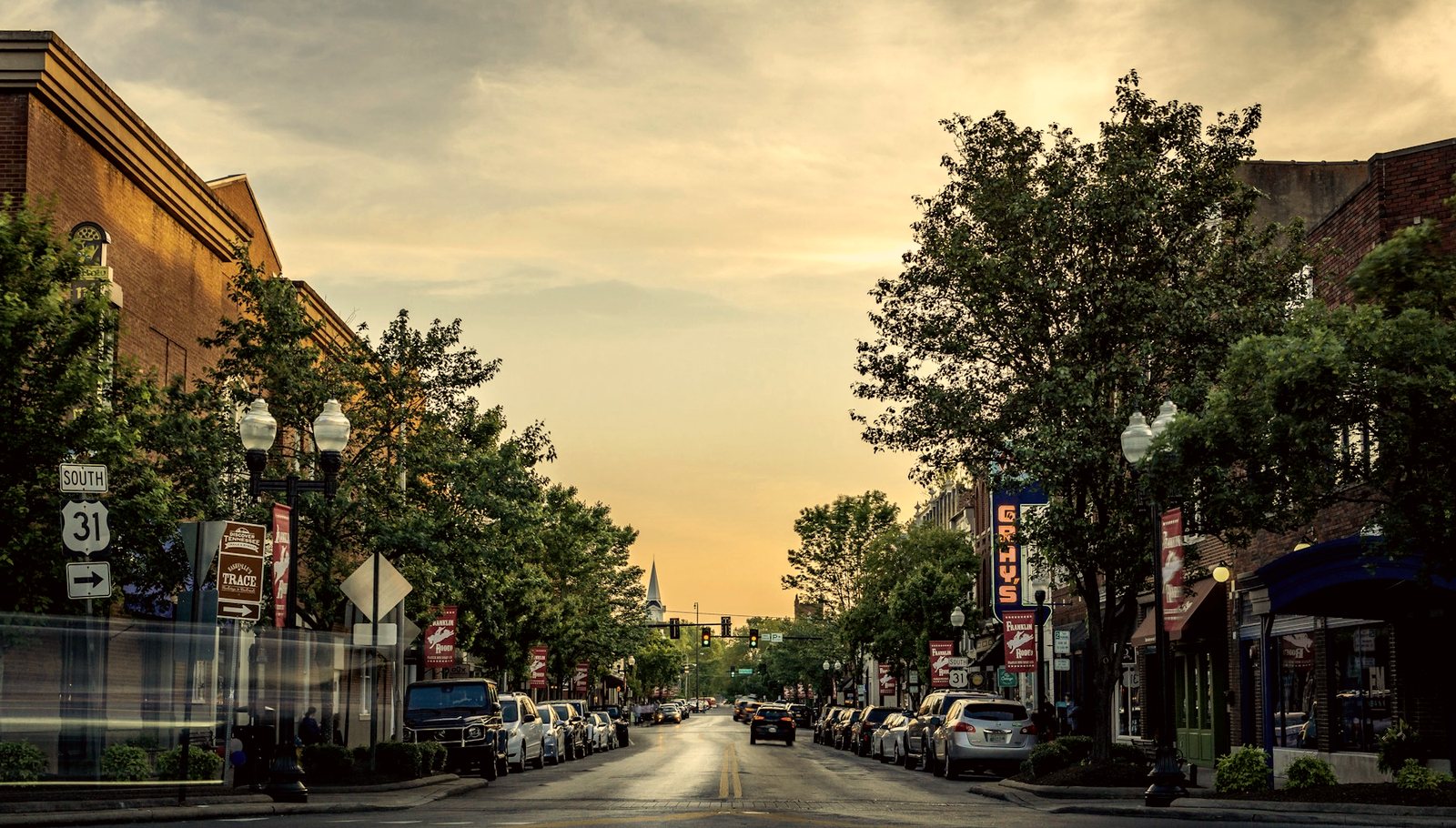 Community commercial real estate owned by Carbon Development